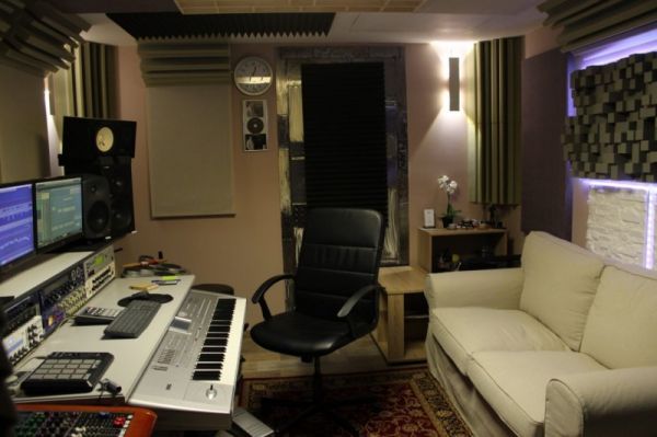 Acoustics in Avocal recording studio
