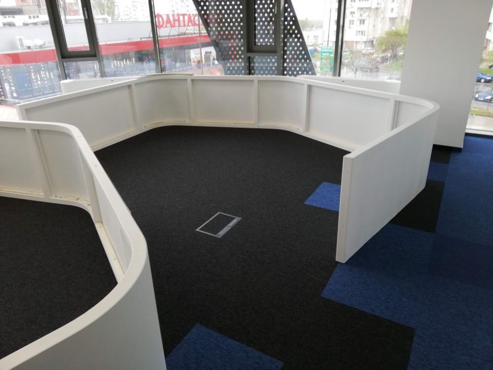 Custom acoustic treatment of an open-plan IT office