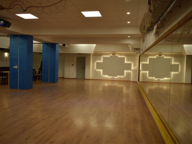 Acoustic comfort in multifunctional hall