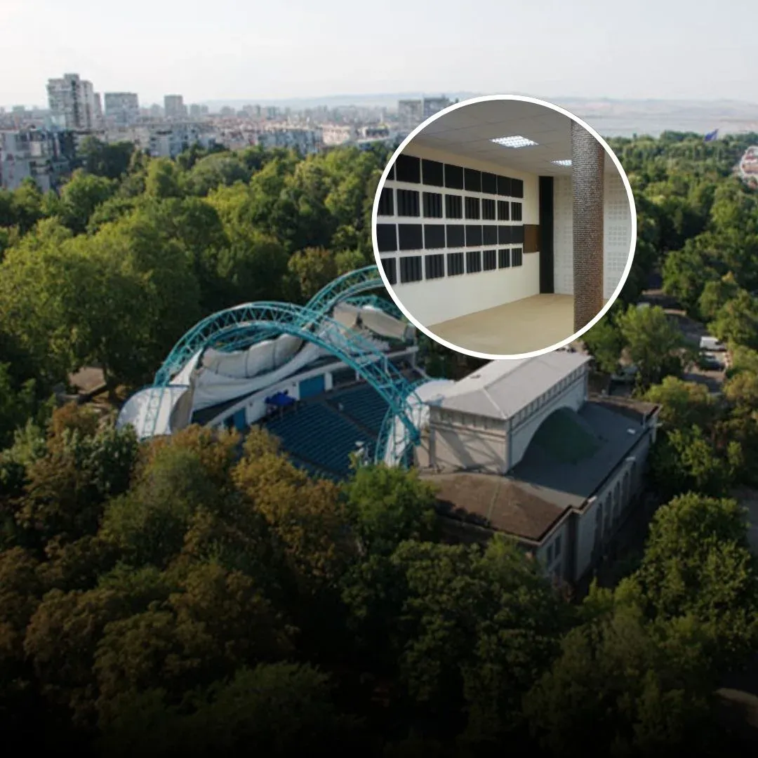 Improving Acoustics in a Modern Open Theatre