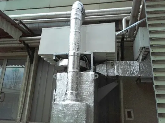 Ventilation noise reduction for pharmaceutical plant
