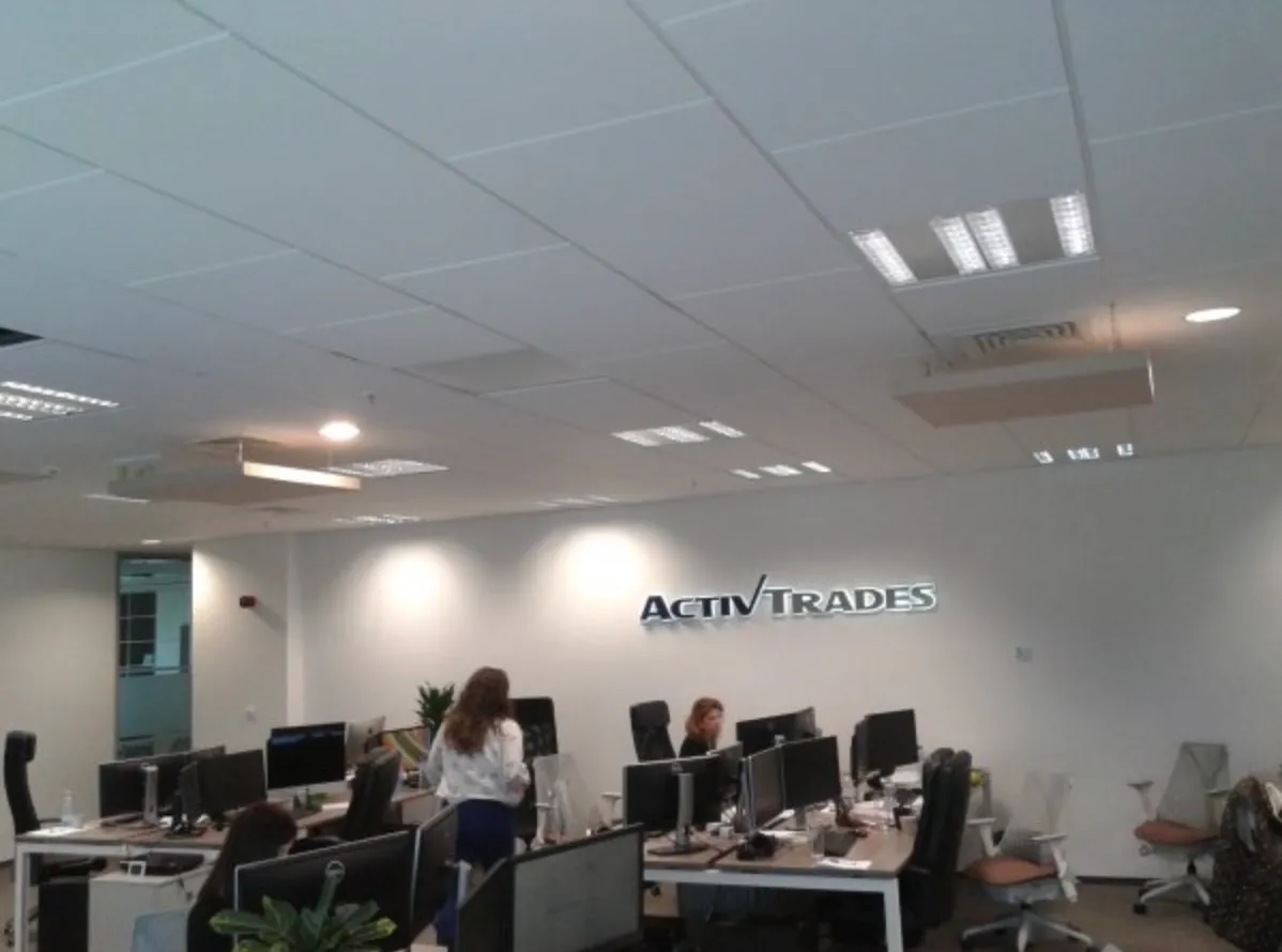 Acoustic Ceiling Baffles for Open Office Sound Control