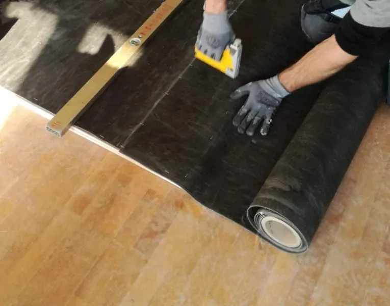 Ceiling Sound Insulation in a Residential Apartment
