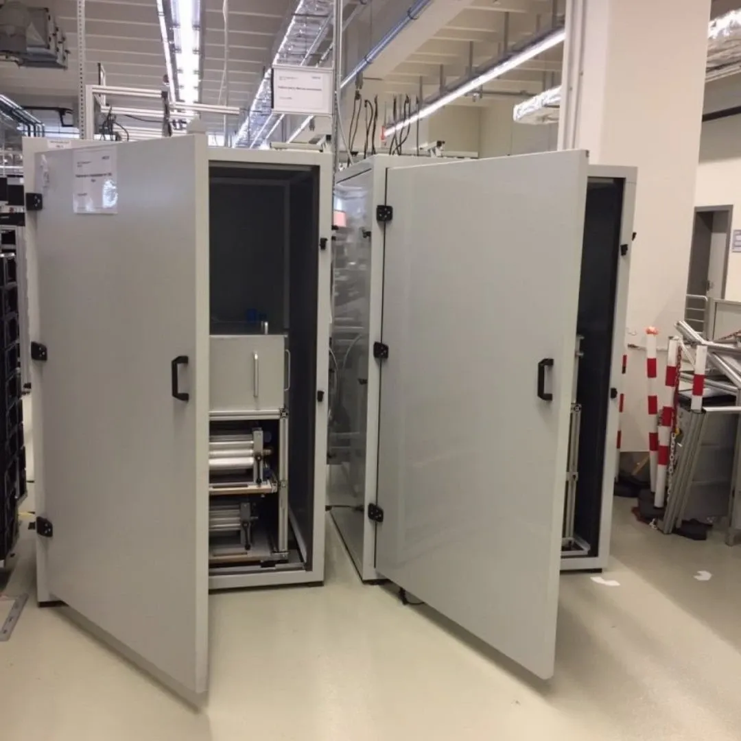 Machine soundproofing in a production hall, FESTO