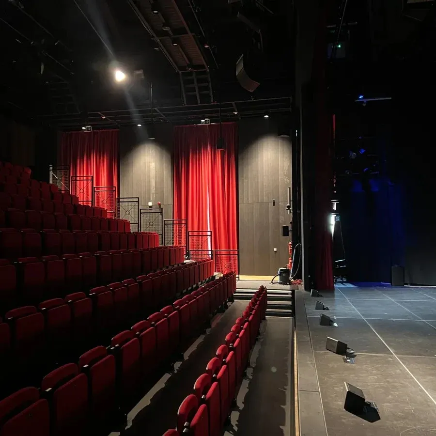 Acoustic Renovation of Arena Theatre in Bratislava